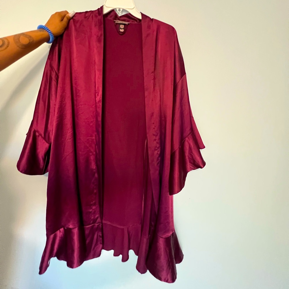 Victoria Secret Lingerie Robe - Picture 2 of 3